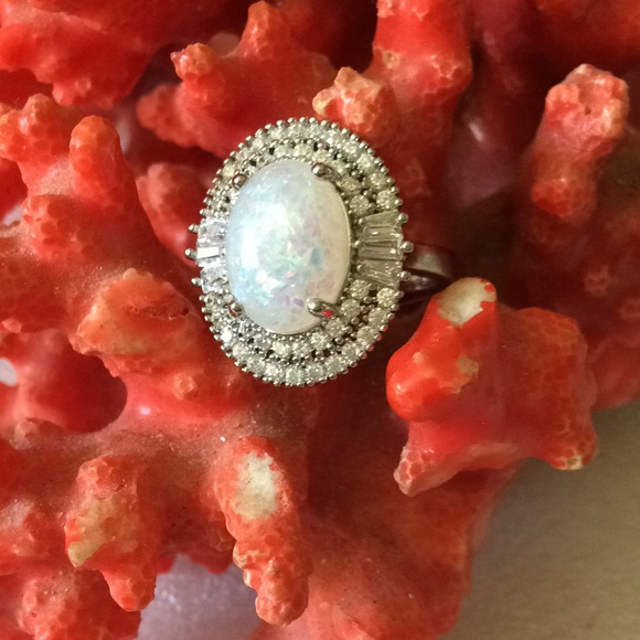 Vintage 925 white Israel opal ring - Picture 2 of 6